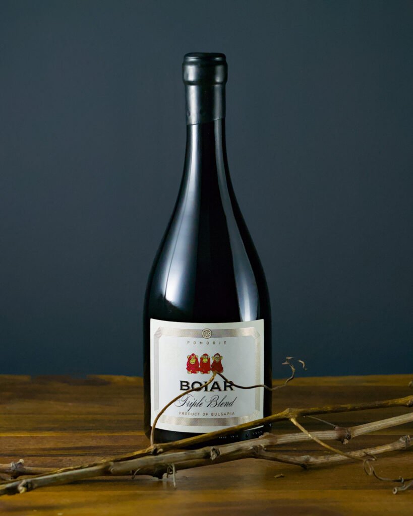 Бутилка вино Boyar Triple Red Blend 0.75 2023