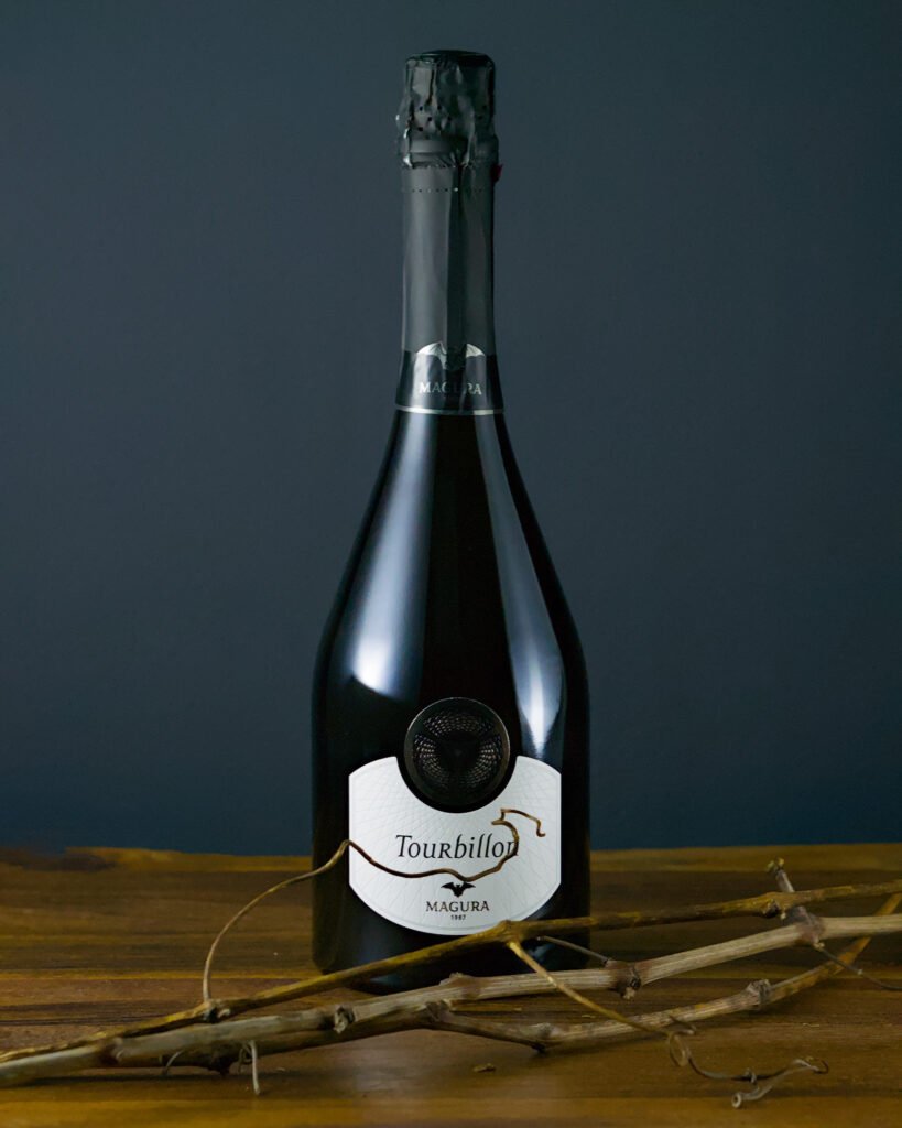 Бутилка вино Magura Tourbillon Sparkling wine  0.75 NV